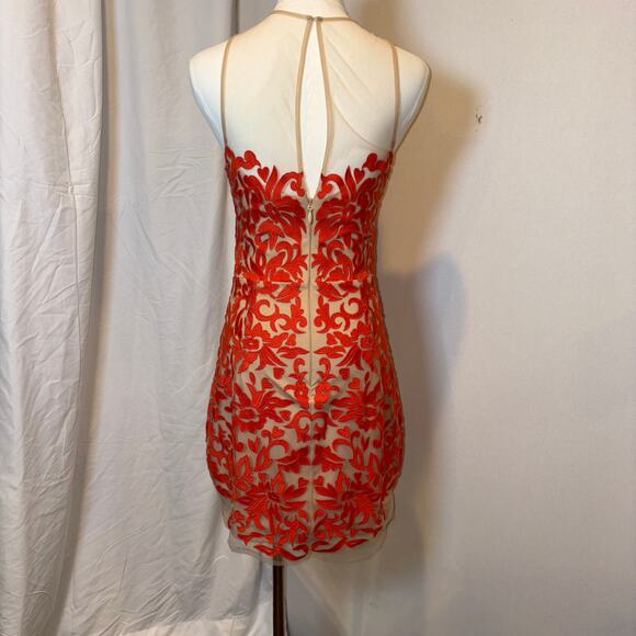 Bebe Size 4 Coral Lace/Mesh Party/Prom/Grad Dress - Picture 2 of 3